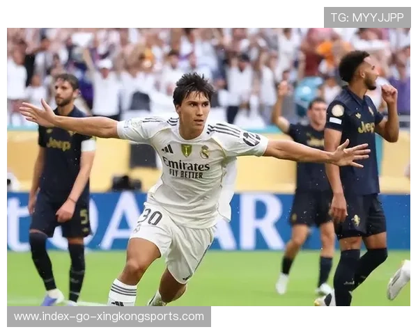 皇马由贝林厄姆发起反击，罗德里戈推射锁定胜局